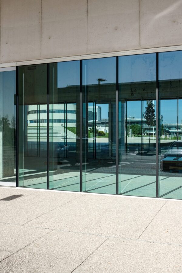 Retractable Glass Wall System